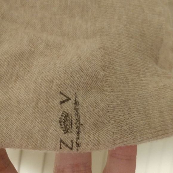 Zadig & Voltaire Rigby Cov Cream Tan V-Neck Sweater - Picture 6 of 10